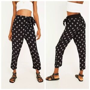 URBAN OUTFITTERS Tia Wrap Trousers